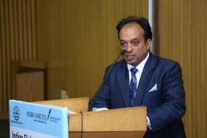 iw-mag-editor-speech