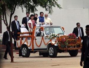 japan-gujarat-abe-ride